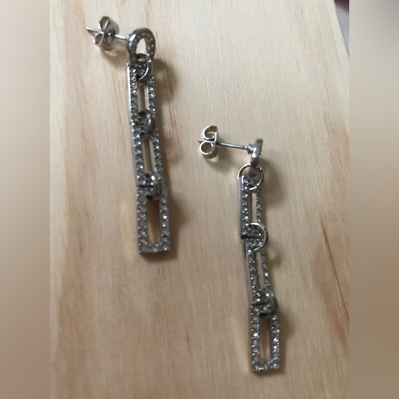 LUV AJ Mini Chain Link Studs - Picture 4 of 8